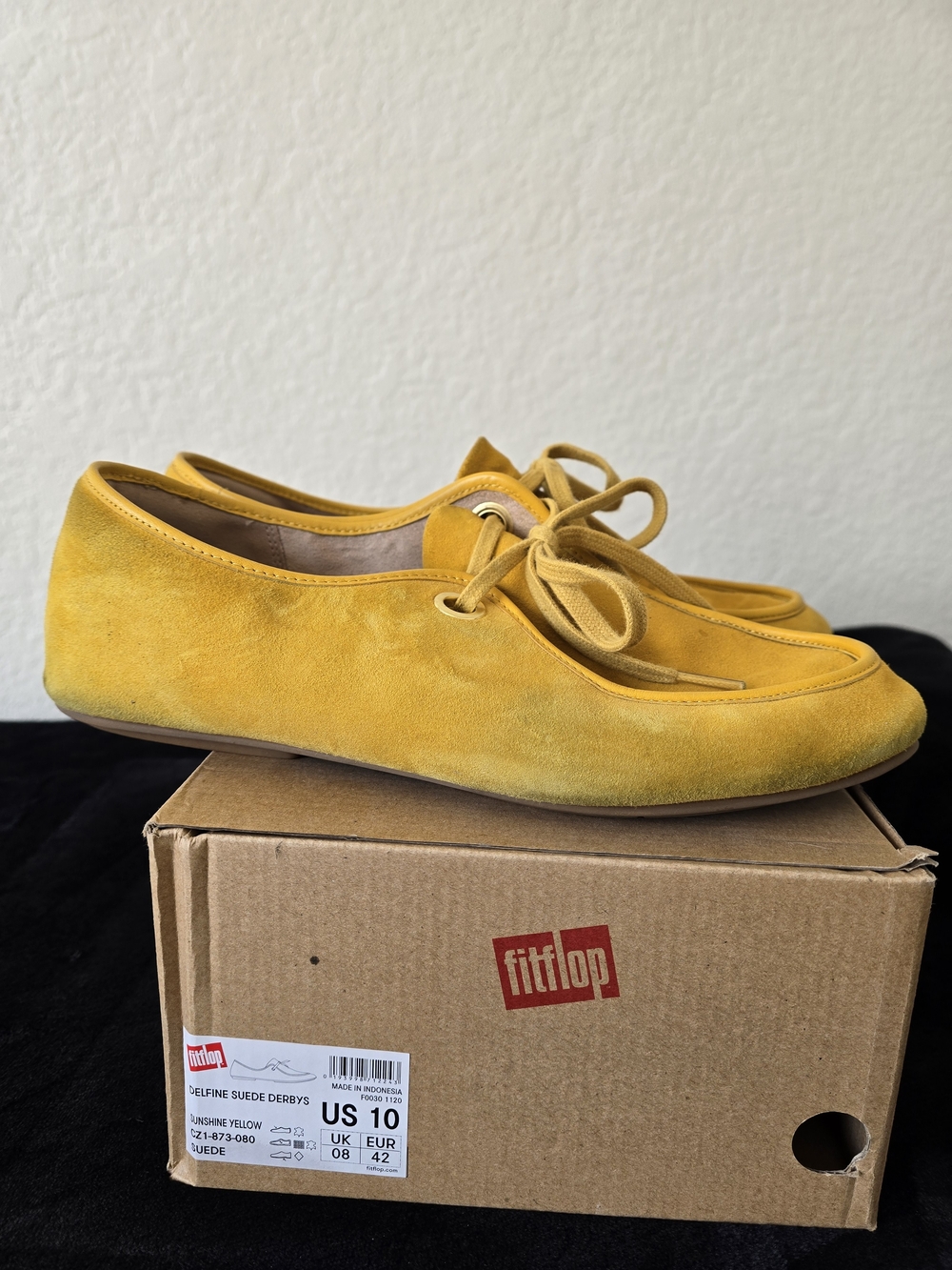FitFlop Yellow Suede Derby Flats